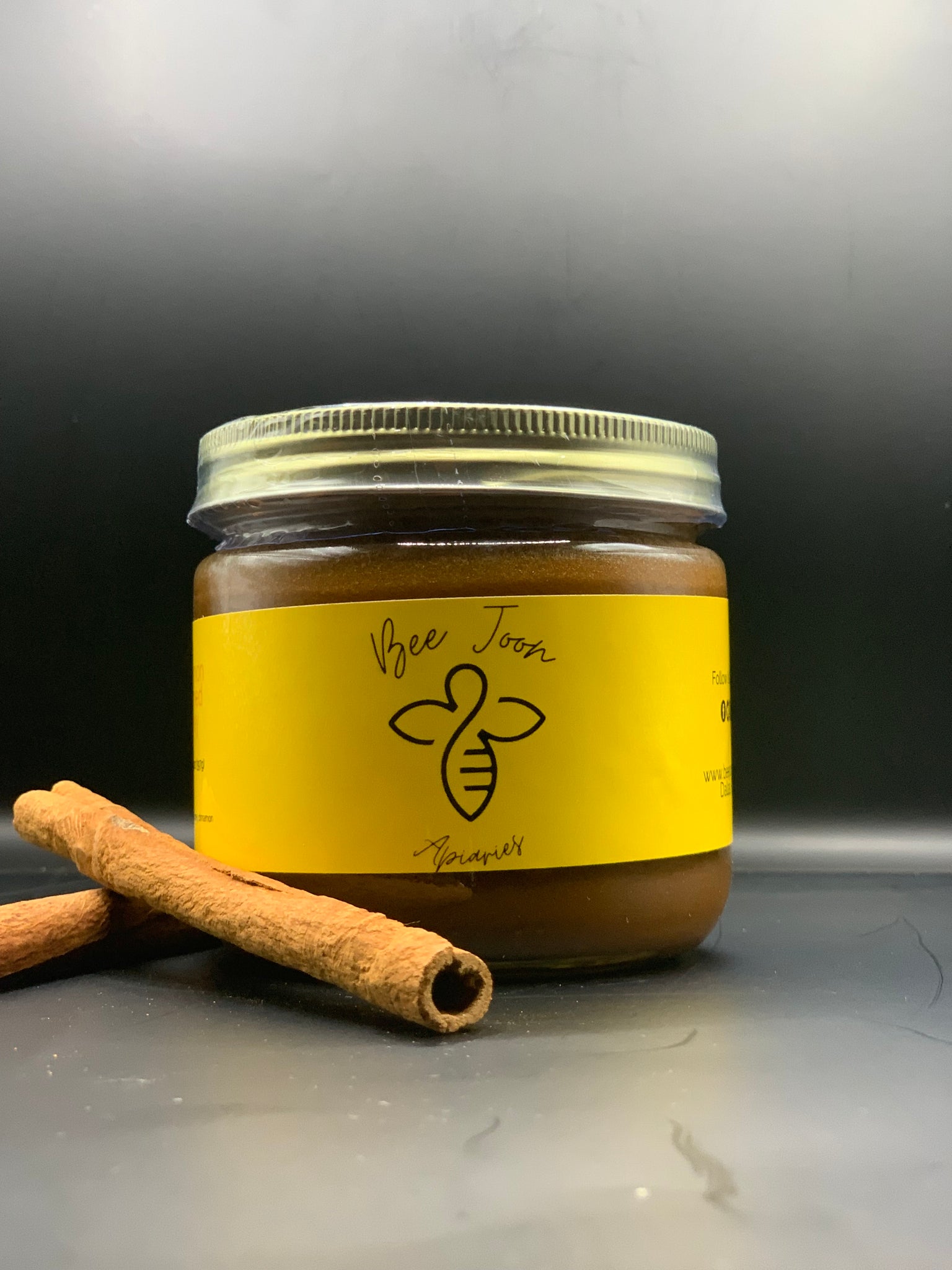 Cinnamon Creamed Honey- 14 oz